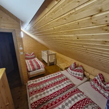 Jelenye Chalet *